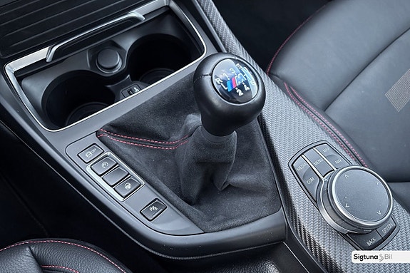 BMW M2 20 of 27