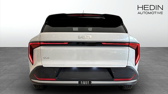 Kia K4 4 of 14