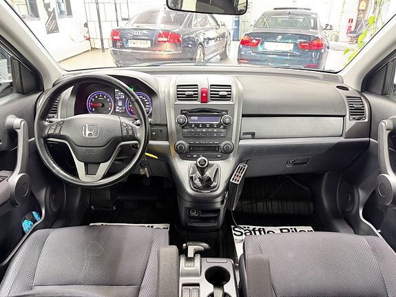 Honda CR-V 18 of 26