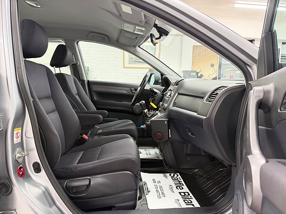 Honda CR-V 14 of 26