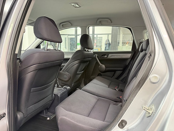 Honda CR-V 20 of 26