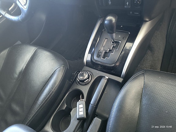 Mitsubishi L200 15 of 18