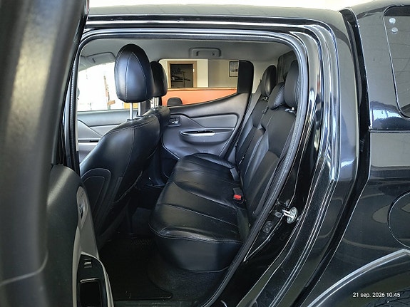Mitsubishi L200 16 of 18