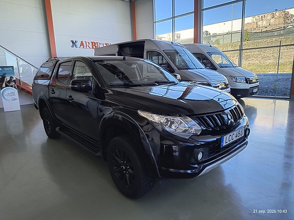 Mitsubishi L200 3 of 18