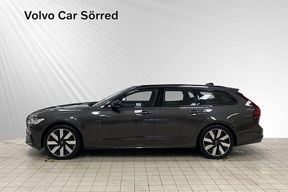 Volvo V90 4 of 22