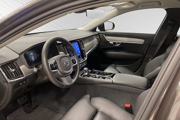Volvo V90 8 of 22