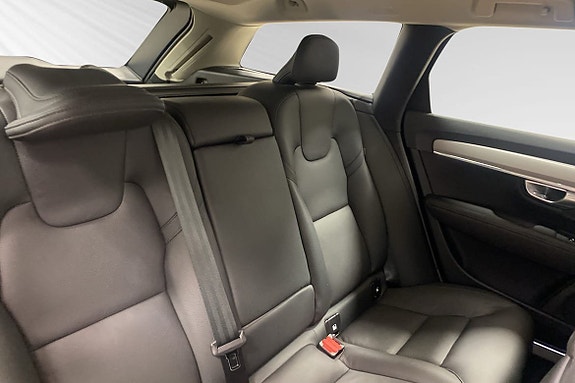 Volvo V90 12 of 22