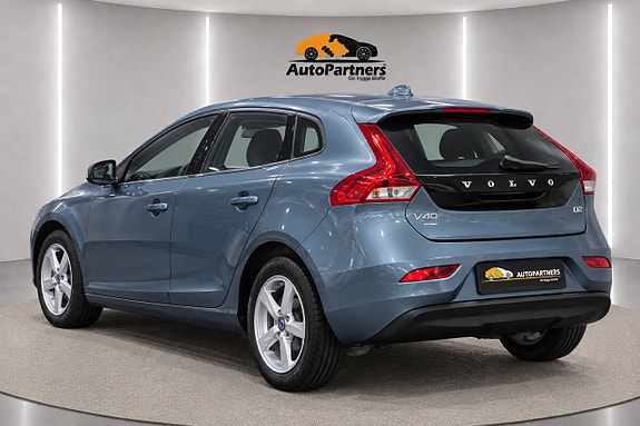 Volvo V40 3 of 15