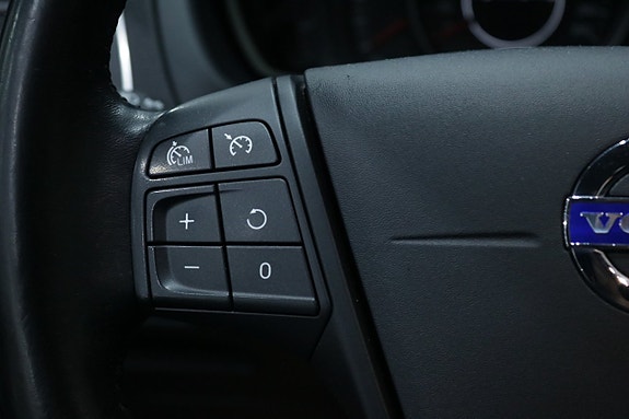 Volvo V40 12 of 15