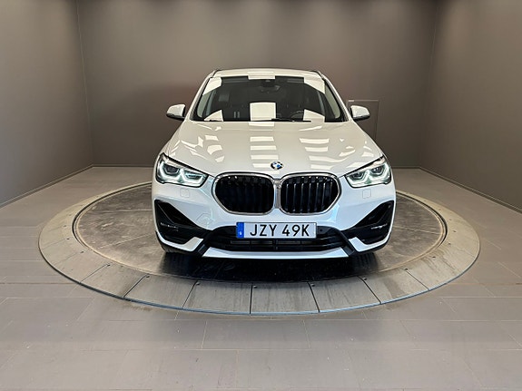 BMW X1 8 of 25