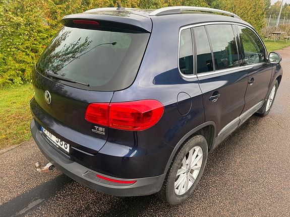 Volkswagen Tiguan 2 of 11