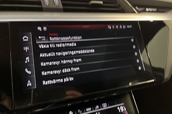 Audi Q8 10 of 19