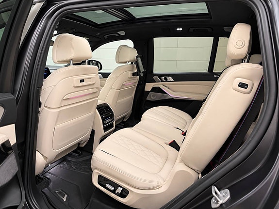 BMW X7 14 of 21