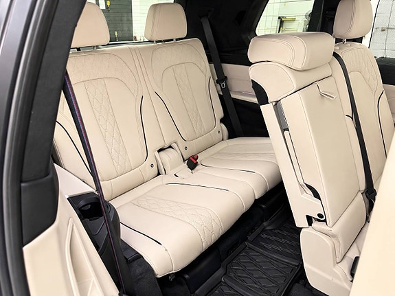 BMW X7 15 of 21