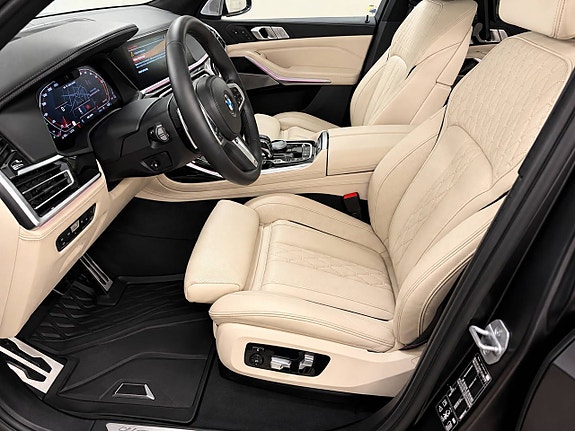BMW X7 10 of 21