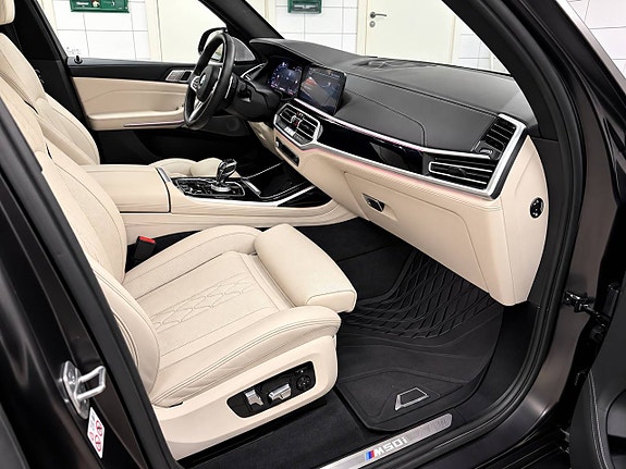 BMW X7 13 of 21