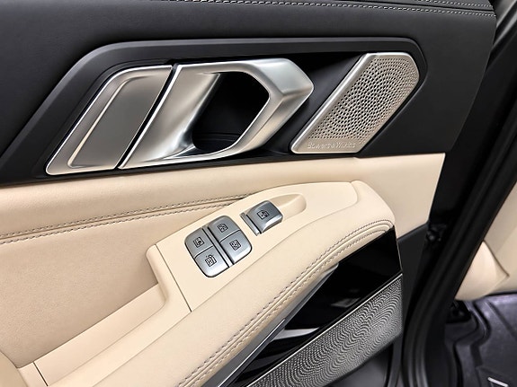 BMW X7 17 of 21