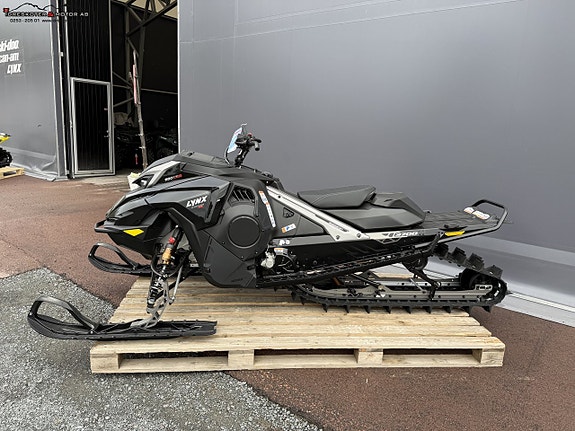 Lynx Shredder RE 850 E-TEC Turbo R 3700 HUB *Kampanj* 2 of 6