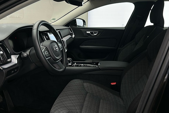 Volvo V60 10 of 27