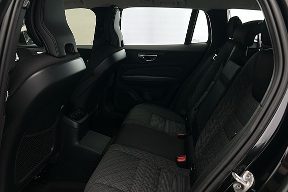 Volvo V60 13 of 27