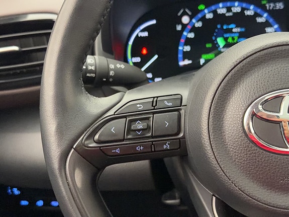 Toyota Yaris Cross 17 of 30