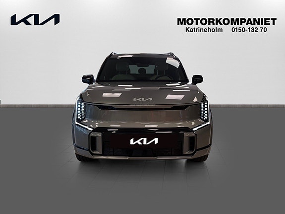 Kia EV9 2 of 17