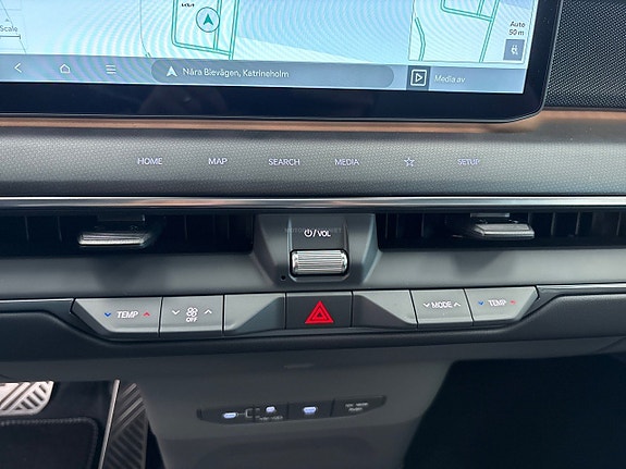 Kia EV9 13 of 17