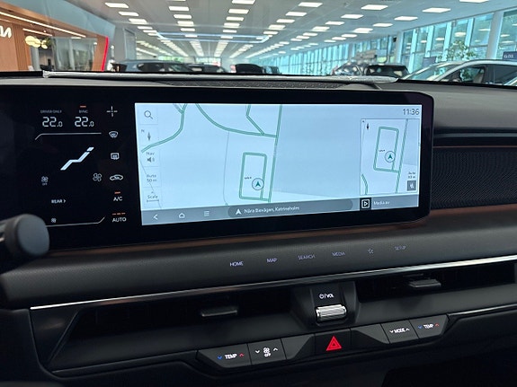Kia EV9 11 of 17