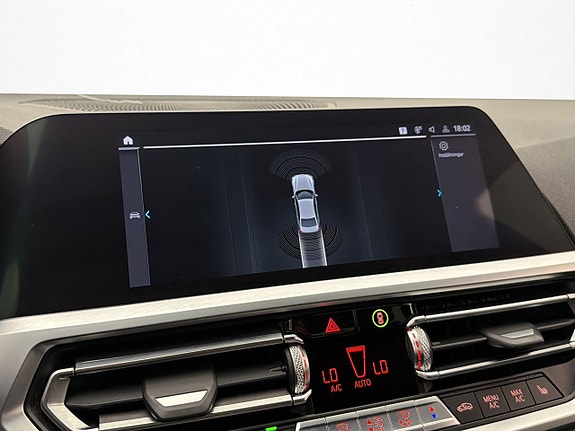 BMW 330e 18 of 30
