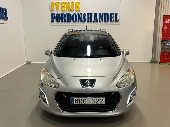 Peugeot 308 SW 2 of 22