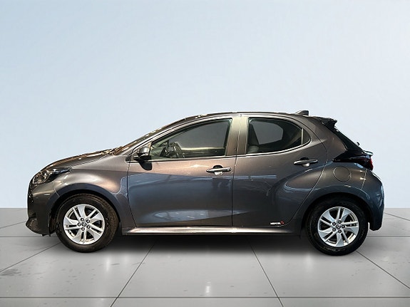Toyota Yaris 4 of 19