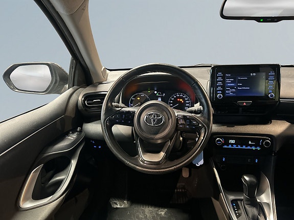 Toyota Yaris 9 of 19