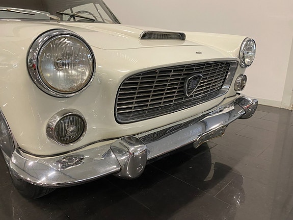 Lancia Flaminia 10 of 30