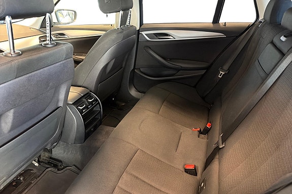 BMW 520d 22 of 27