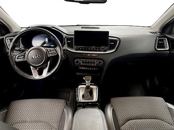 Kia XCeed 6 of 17