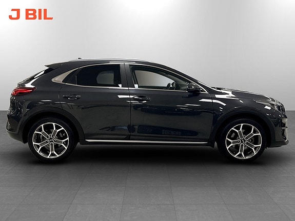 Kia XCeed 15 of 17