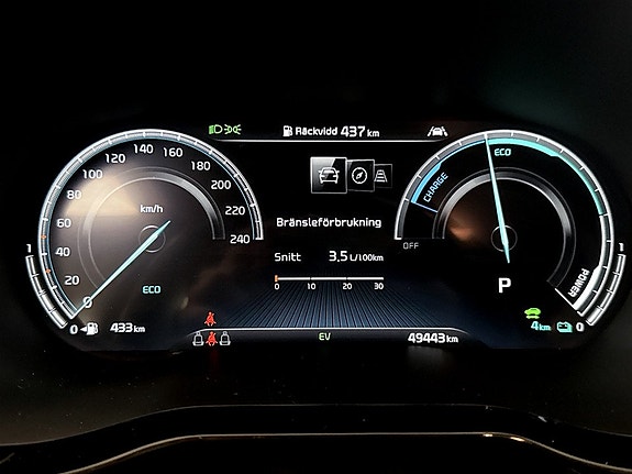 Kia XCeed 8 of 17