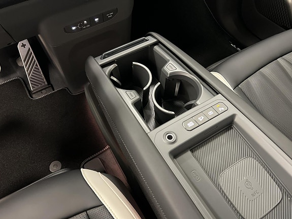 Kia EV9 22 of 30