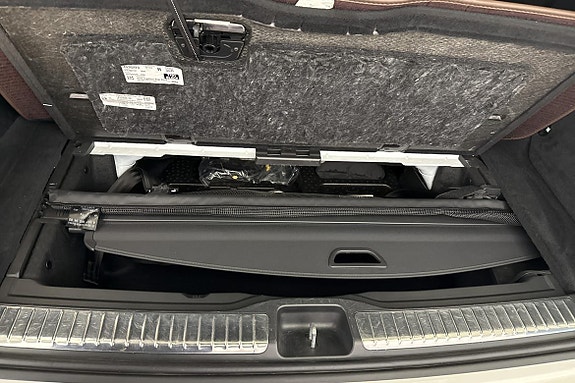 Mercedes-Benz GLS350 d 24 of 26