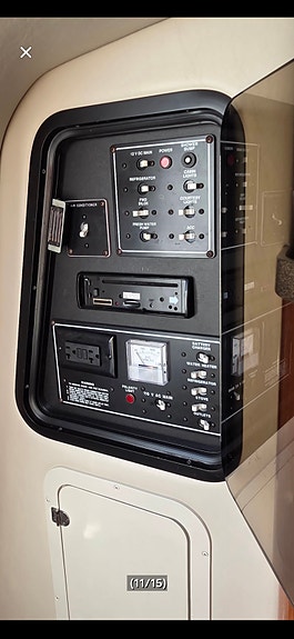 Crownline 8 of 14