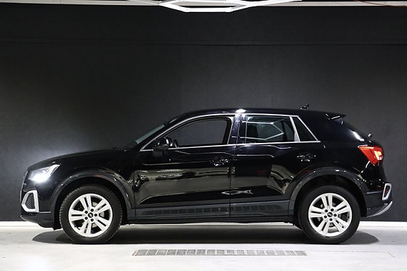 Audi Q2 6 of 24
