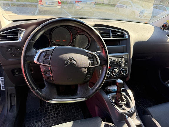 Citroen C4 3 of 4