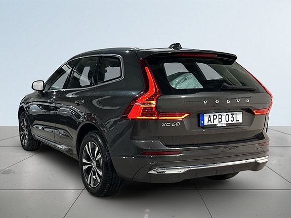Volvo XC60 5 of 22
