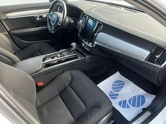 Volvo V90 7 of 10