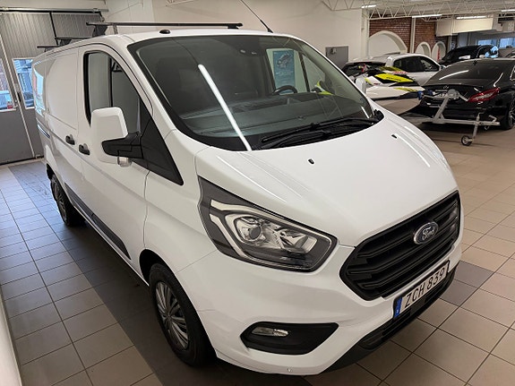 Ford Transit Custom 6 of 13