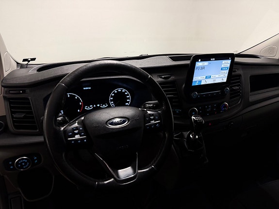 Ford Transit Custom 9 of 13
