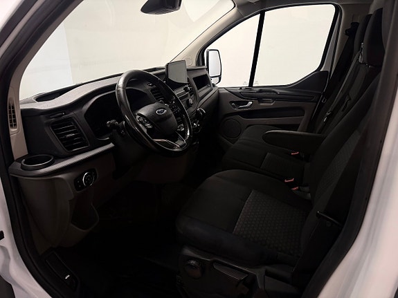 Ford Transit Custom 8 of 13
