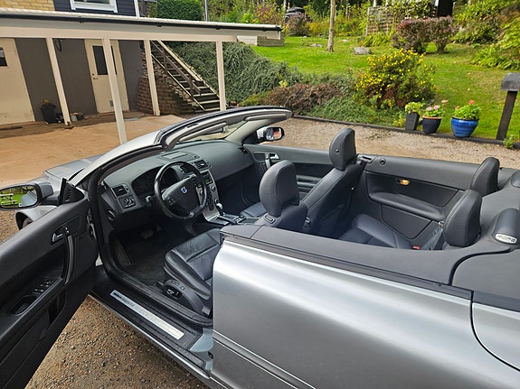 Volvo C70 5 of 7