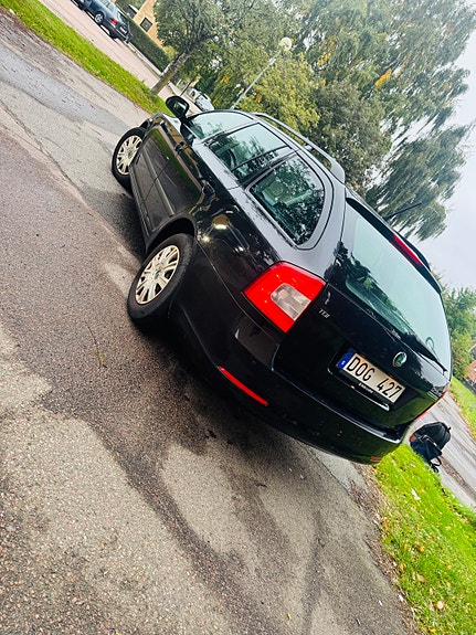 Skoda Octavia 4 of 7