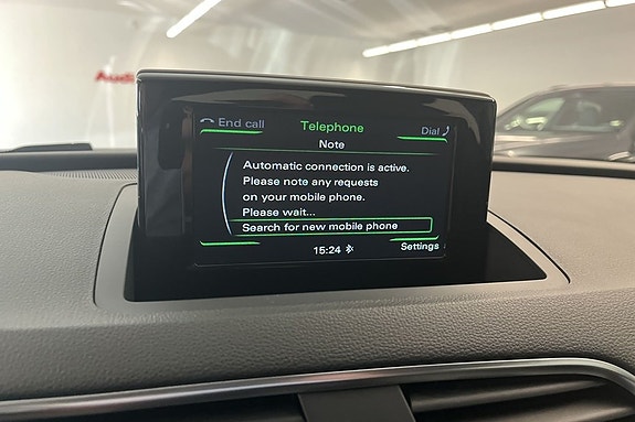 Audi Q3 14 of 16
